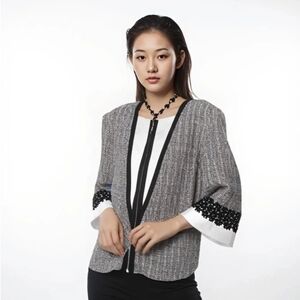 New Doncaster Patterned Jacket Top With Zippered Front And 3/4 Sleeves 16M